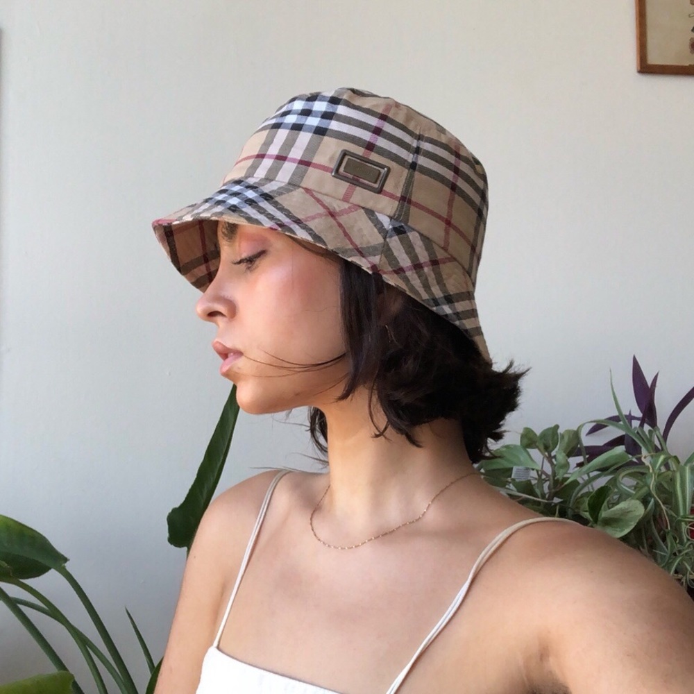SOLD**** Burberry bucket hat